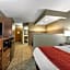 Comfort Inn & Suites Hamilton Place