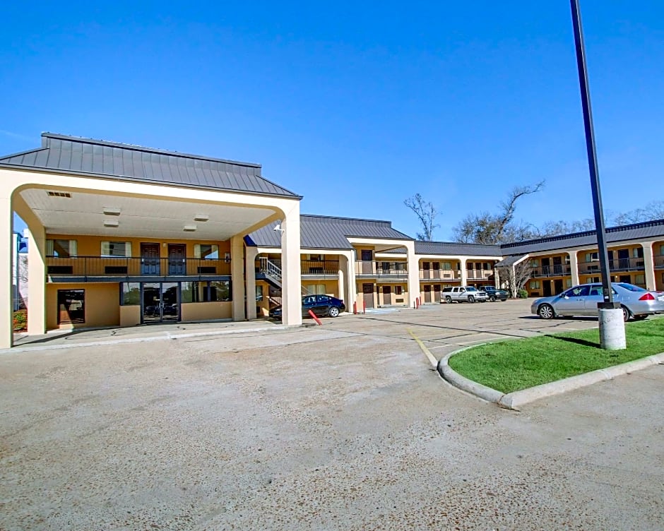 Econo Lodge Pearl - Jackson