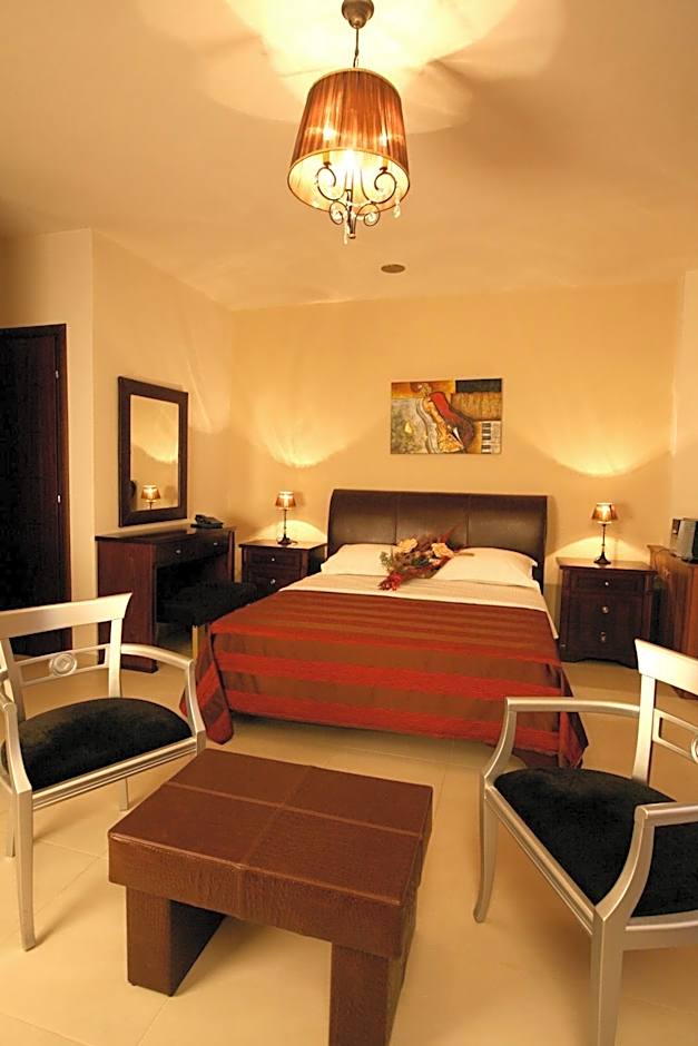 Epavlis Meteora Suites Hotel