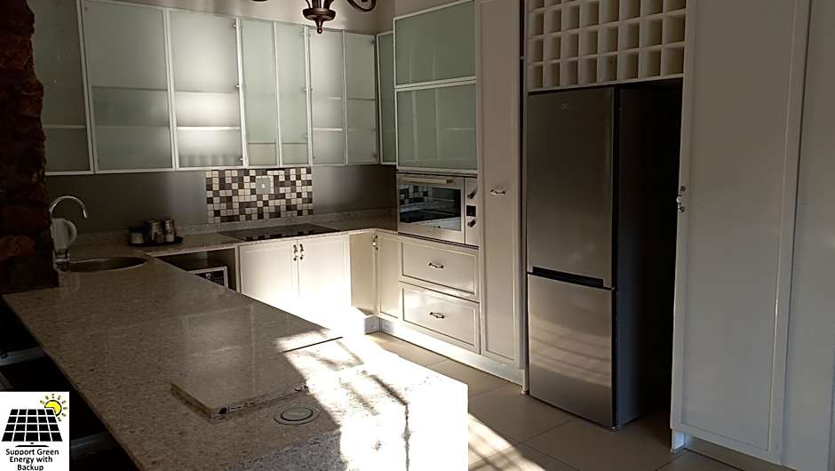 SnL Guesthouse at Visarend