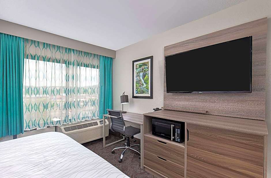 La Quinta Inn & Suites by Wyndham Pigeon Forge- Dollywood