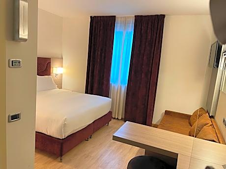 Large Double Room