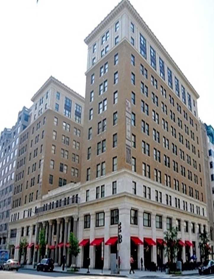 Global Luxury Suites at The White House