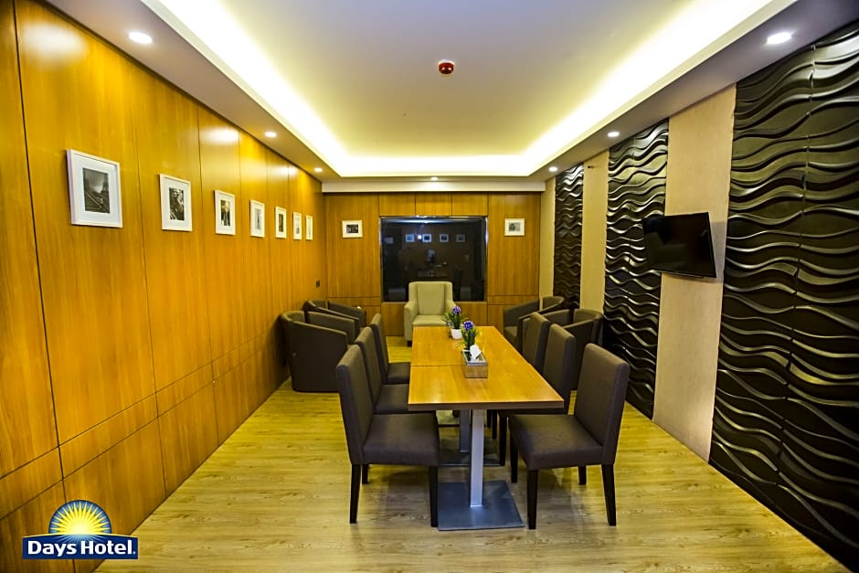 Days Hotel by Wyndham Dhaka Baridhara