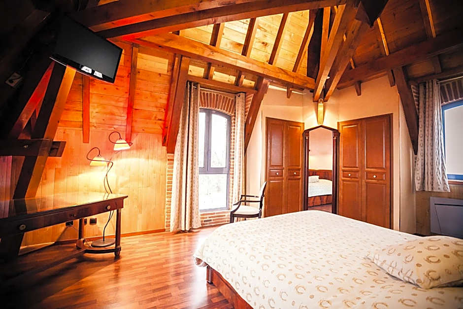 Les Ecuries de la Tour