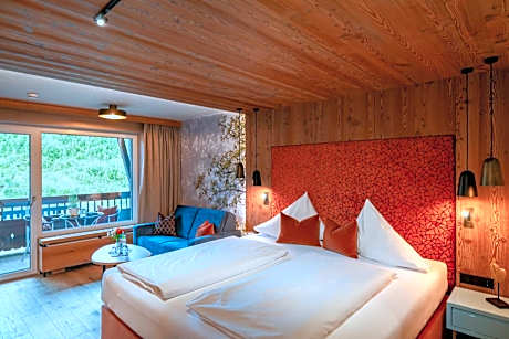 Deluxe Double Room with Balcony