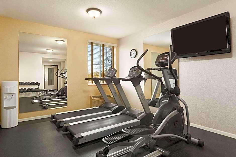 Country Inn & Suites by Radisson, Eagan, MN