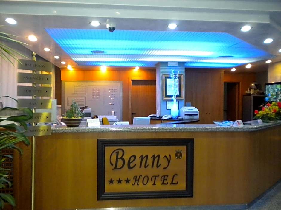 Benny Hotel