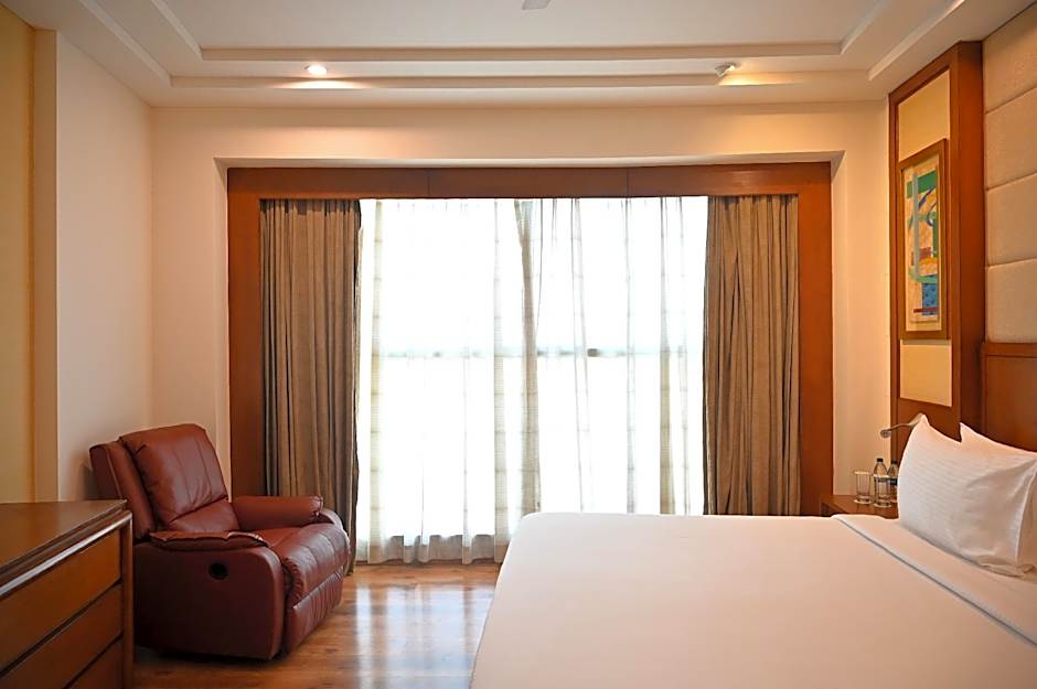 Savoy Suites-Greater Noida