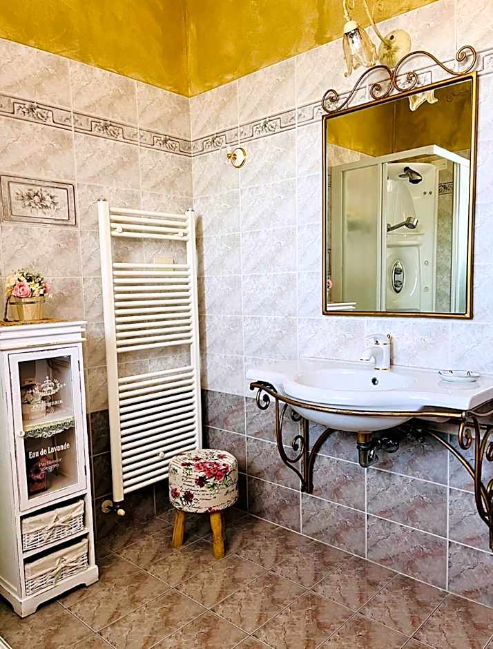 La Mammola Bed&Breakfast
