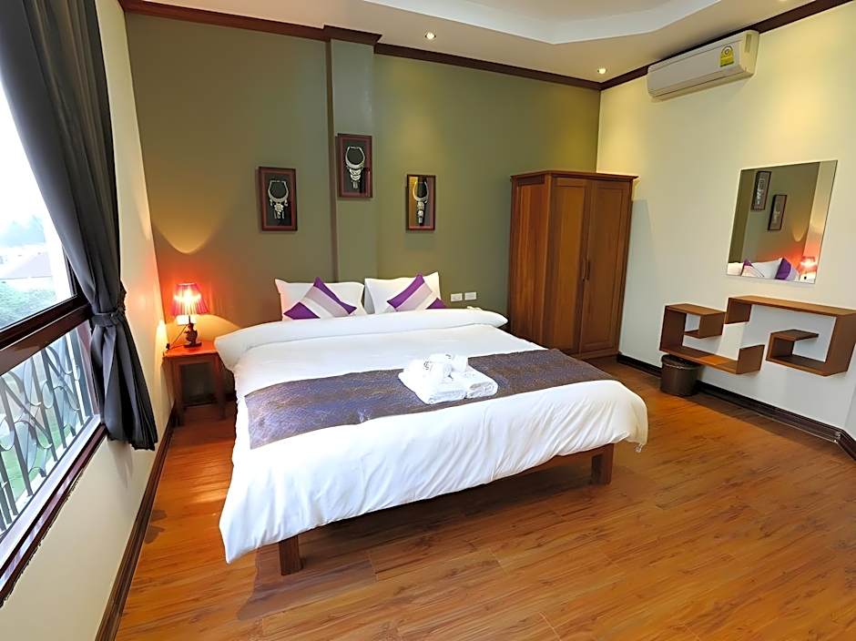 Phonethip Plaza Hotel