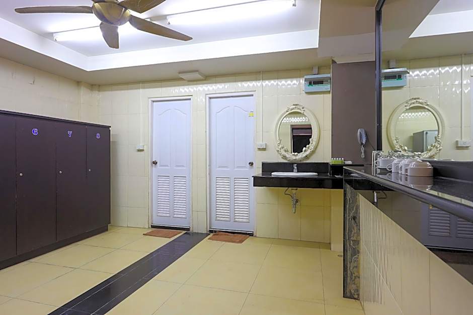 Land Royal Residence