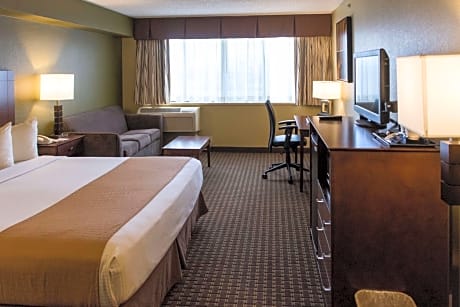 King Room with Walk-In Shower - Non-Smoking