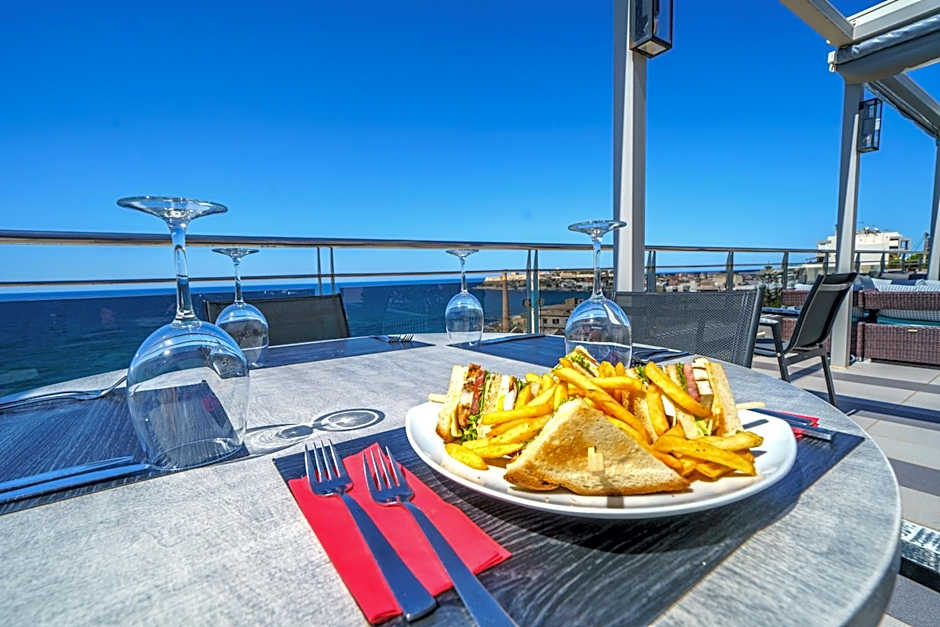 Macaris Suites & Spa