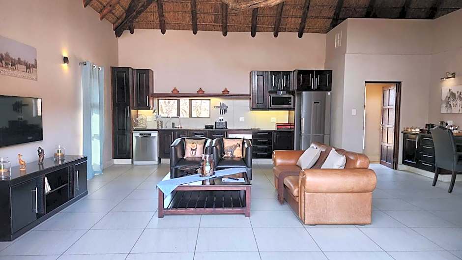 Morokolo Safari Lodge Self-catering