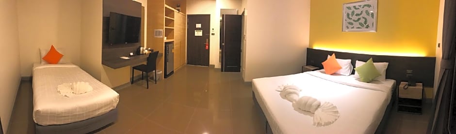 Clover Hotel Hatyai (SHA Extra Plus)