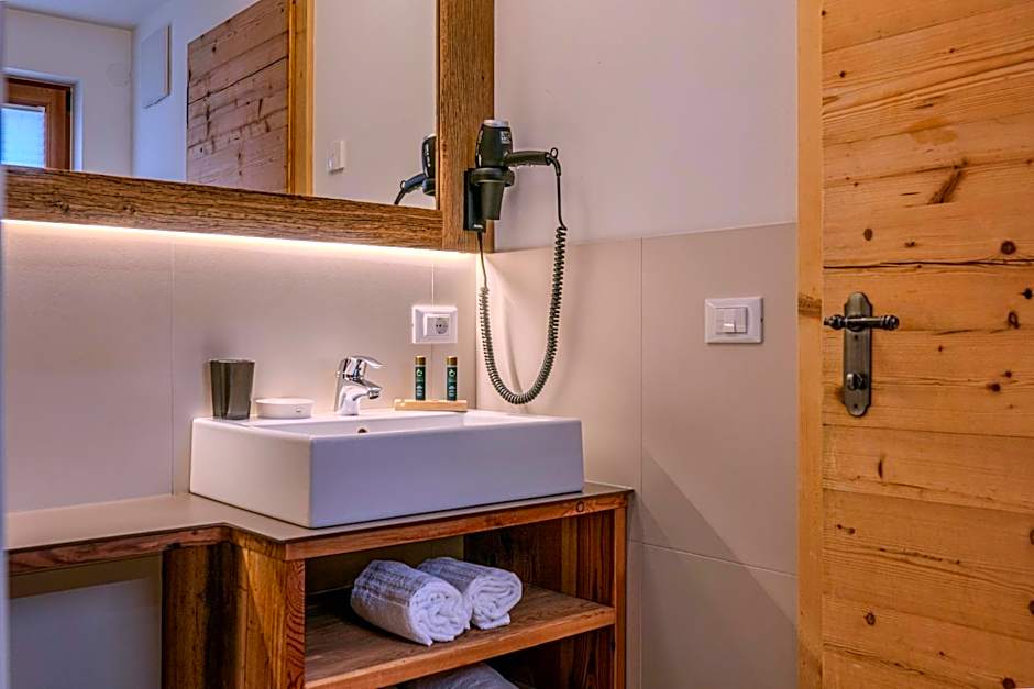 Alpine Mountain Chalet