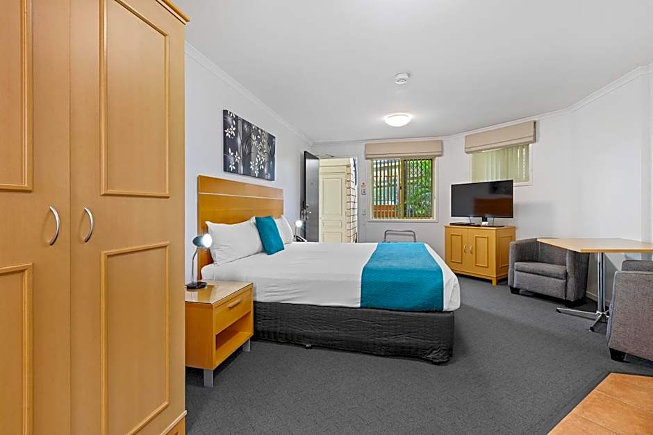 Browns Plains Motor Inn