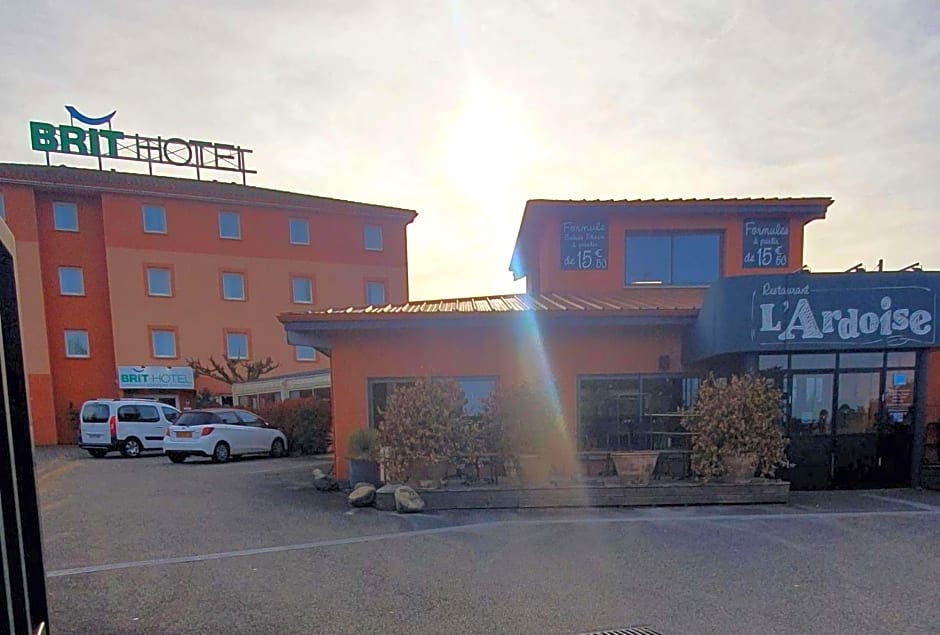 Brit Hotel Confort Montauban