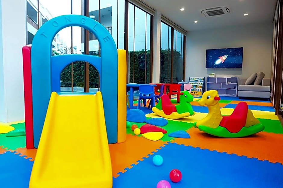 Bella Nara Phuket Naiyang Beach