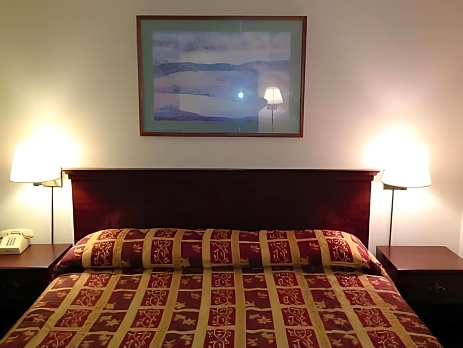 Red Lion Inn & Suites Redding