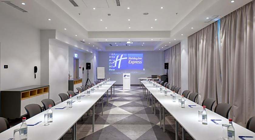 Holiday Inn Express Yerevan By IHG