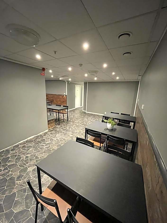 Grad Hotel and Hostel