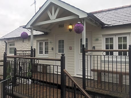 Findon Rest Ltd