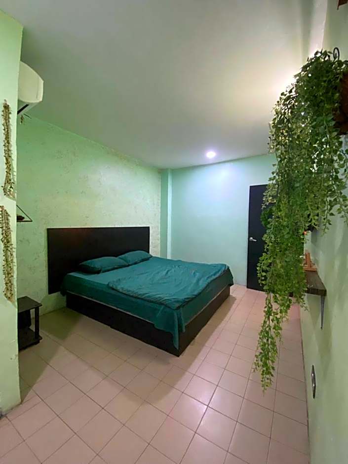 Hotel station 24