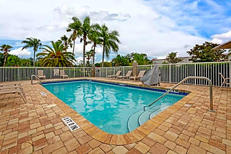 Best Western Edgewater Inn