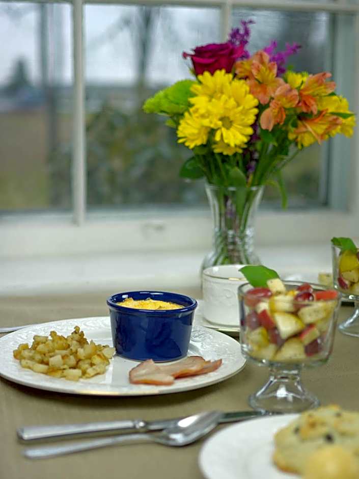 Lightner Farmhouse B&B