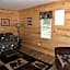 Rowe's Adirondack Cabins of Schroon Lake