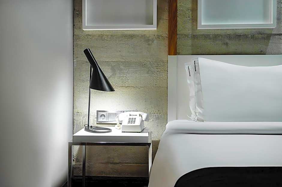 Browns Downtown Hotel