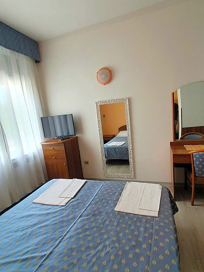 HOTEL PERLA