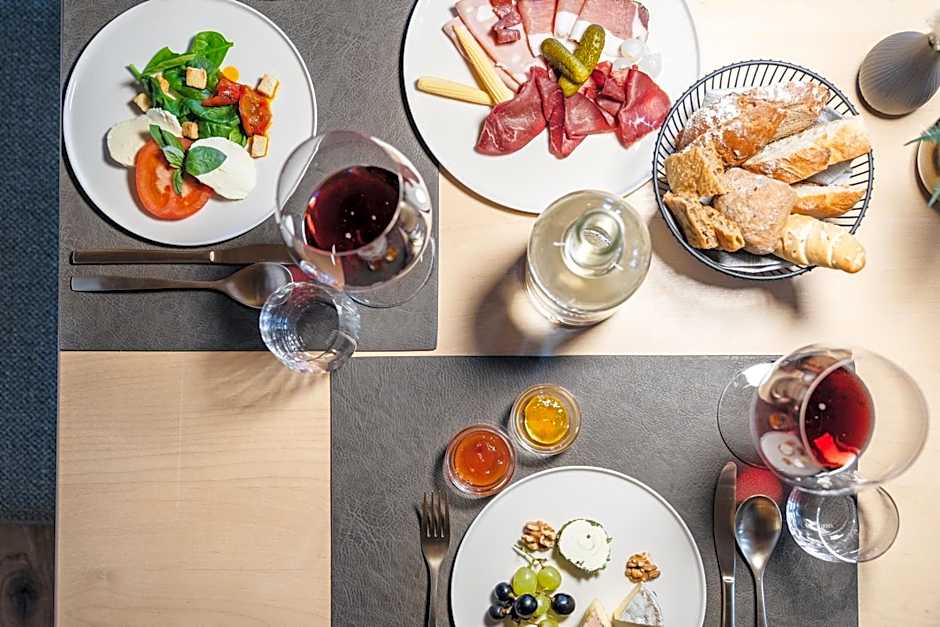 ARPURIA l 4 Star Superior l Adults Only