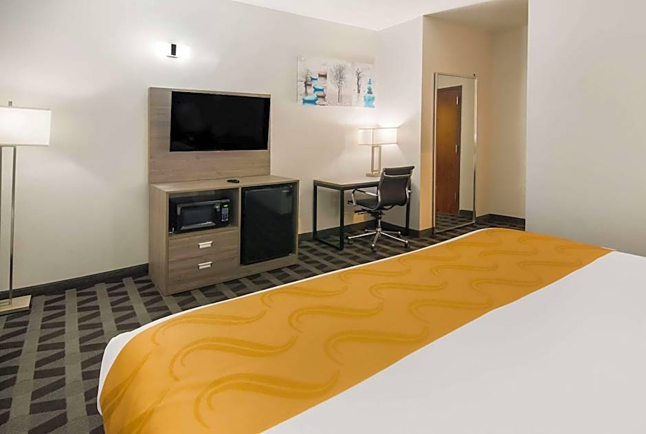 Quality Inn & Suites Waco North