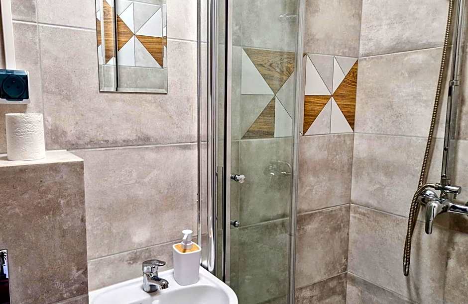 Meander Natolin Pokoje Blisko Metra