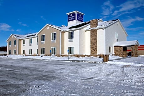 Cobblestone Inn & Suites - Carrington