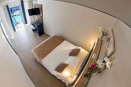 Double Standard Room with Sea View