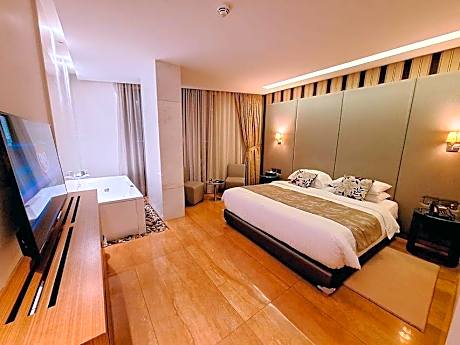 King Executive Room