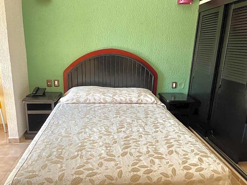 Suites Los Arcos