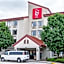 Red Roof Inn & Suites Indianapolis Airport
