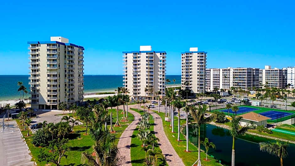 Estero Beach And Tennise Club 1008 B