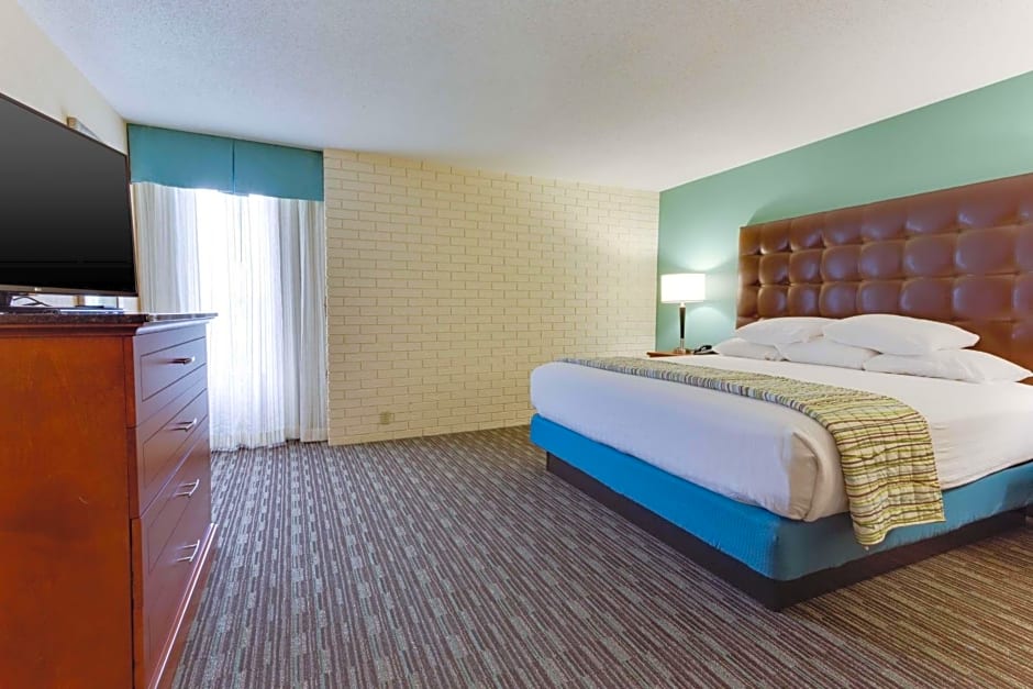 Drury Inn & Suites Birmingham Grandview