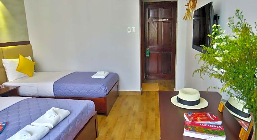 Giang Son 1 Hotel