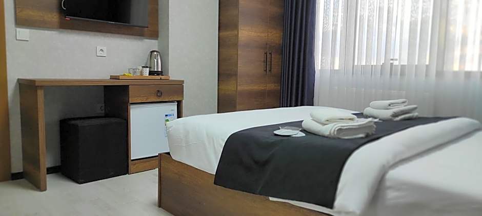 Acar Airport Hotel Plus