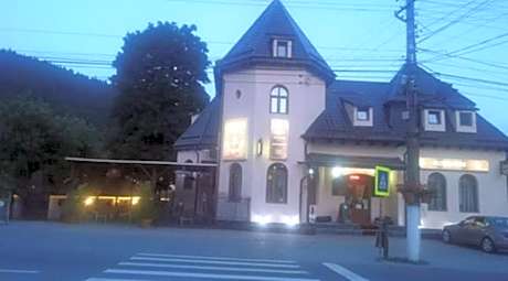 Pensiunea Farfuria plină