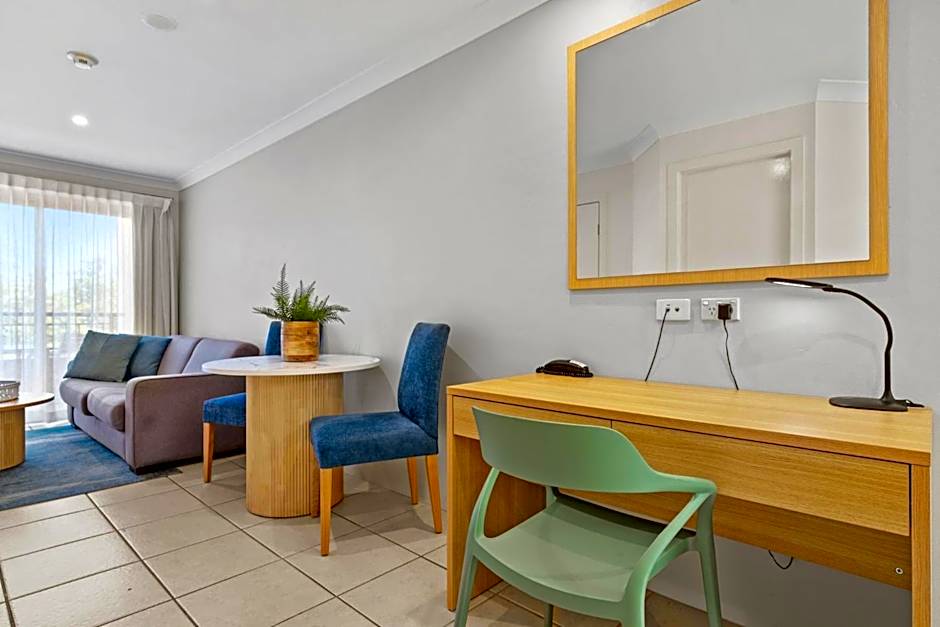 Terrigal Sails Serviced Apartments