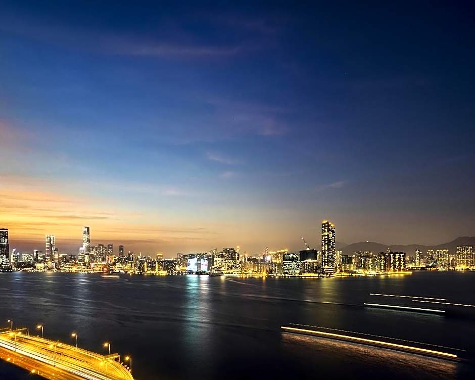 Hyatt Centric Victoria Harbour