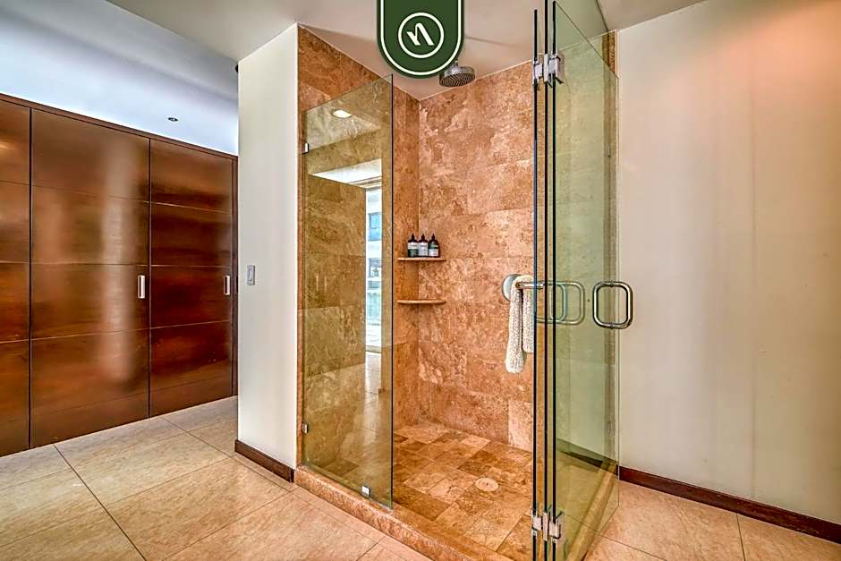 Peninsula 201D